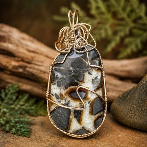 Serpentine Gold Wrapped Crystal Pendant